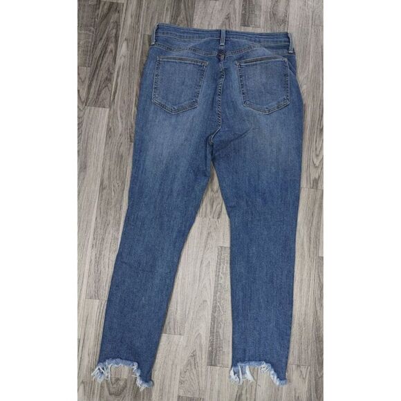 Just Black Juniors Size 13 Pockets Fringe Hem Distressed Denim Blue Jeans - Picture 2 of 11